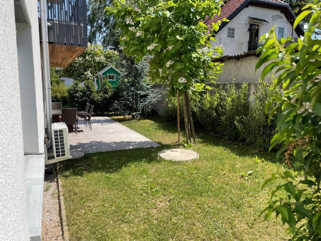 R41 - Tivoli Groundfloor Apartment Ljubljana Kültér fotó