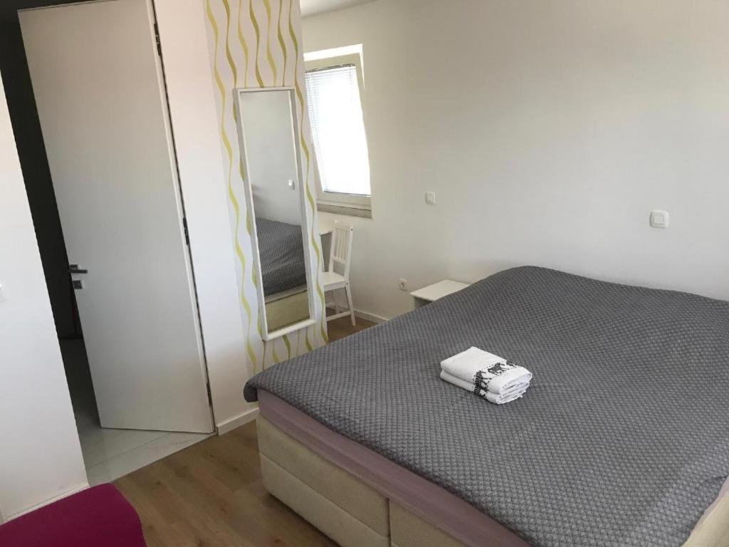 R41 - Tivoli Groundfloor Apartment Ljubljana Kültér fotó